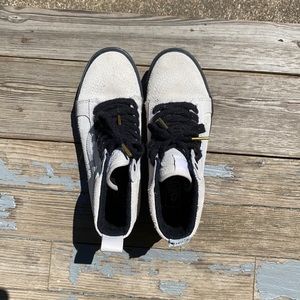 High top distressed vans